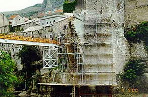 most06.jpg (23674 bytes)